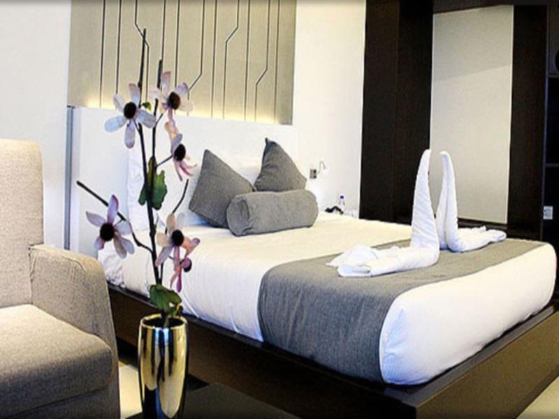 Rose Valley Orbit Hotel Силигури Екстериор снимка